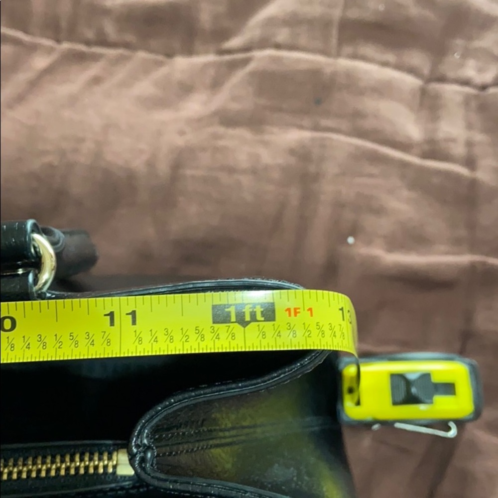 Kate Spade Handbag. New Condition! - Picture 14 of 16